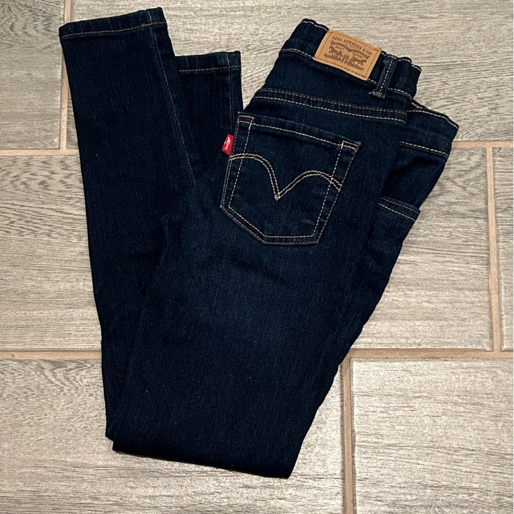 Girls Levi’s super skinny jeans